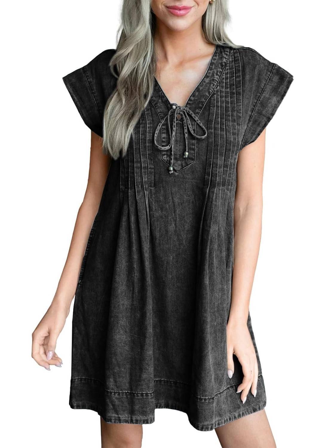 ✨Women's V-neck Pleated Denim Dress With Pockets(Buy 2 Free Shipping)