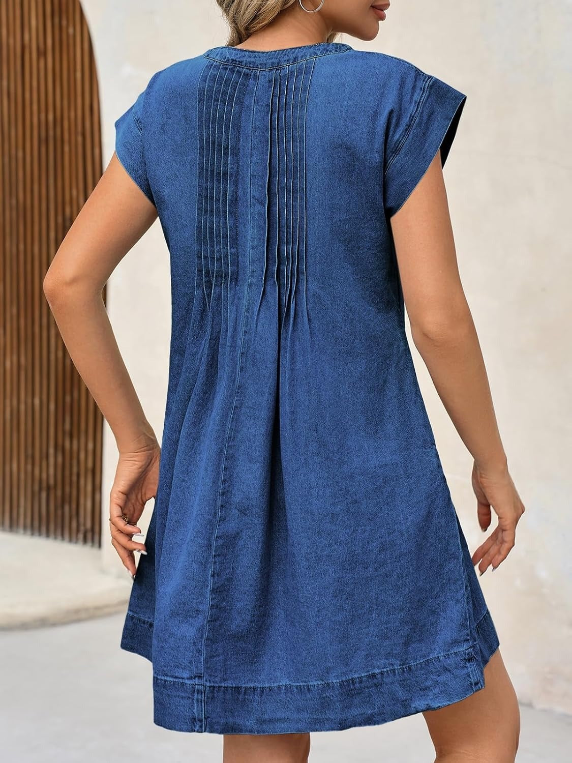 ✨Women's V-neck Pleated Denim Dress With Pockets(Buy 2 Free Shipping)